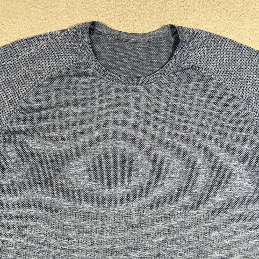 Lululemon Shirt Mens Large Blue Metal Vent Pullover Stretch Casual‎ Gym Workout